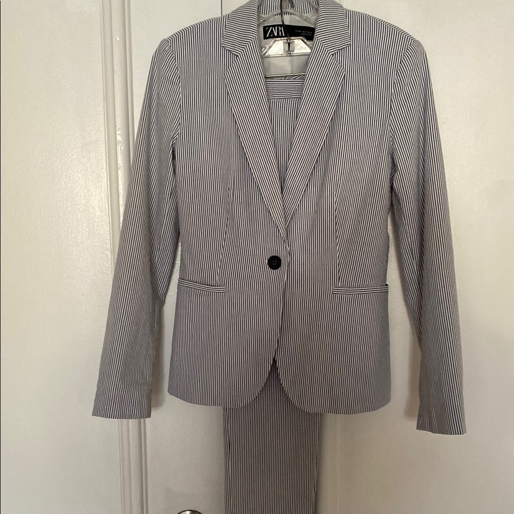 Seersucker blue/white suit